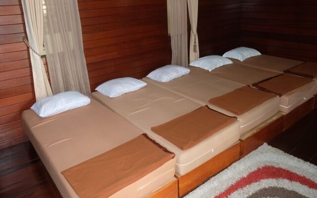 OYO 93595 Puri Adem 86 Syariah BunkbedNearMerapi Golf Club