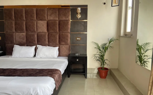 The Aster Penthouse