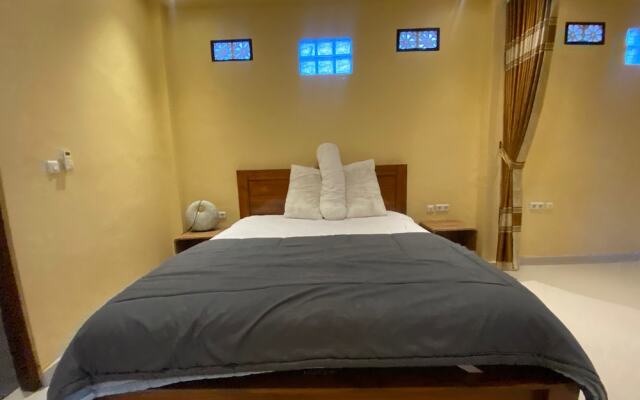 Capital O 93844 Arta Adi Homestay NearBali Zoo