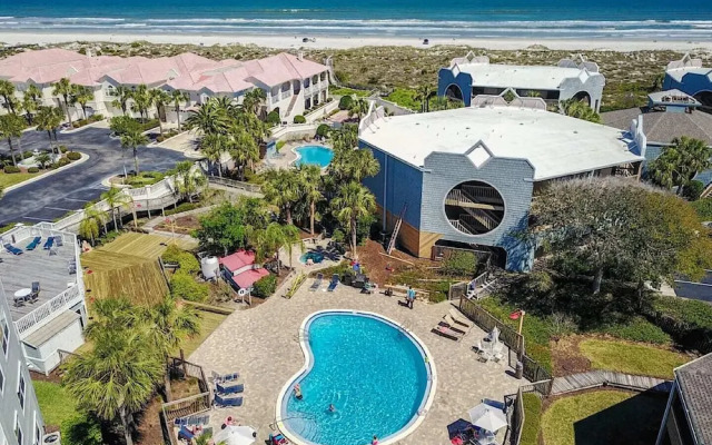 St. Augustine's Oceanfront Oasis: Hibiscus F102