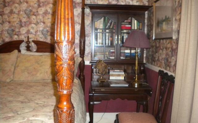 Fleetwood House Bed & Breakfast