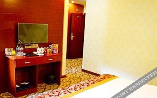 Baiqian Business Hotel