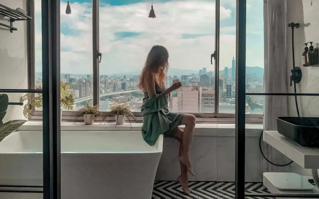 Urban Abode Apartment 1