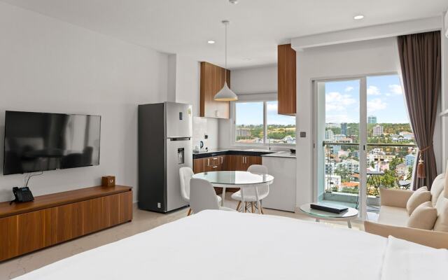 Mlz Apartments