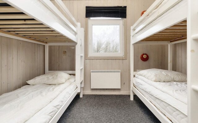 Luxury Cottage With Pool and Sauna-by Traum