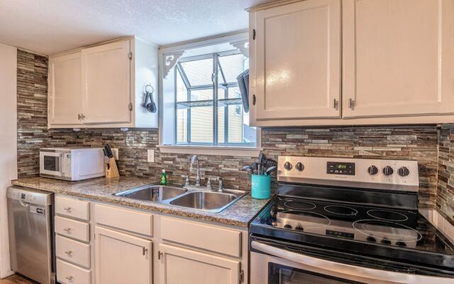 Dolphin Bay Hideaway