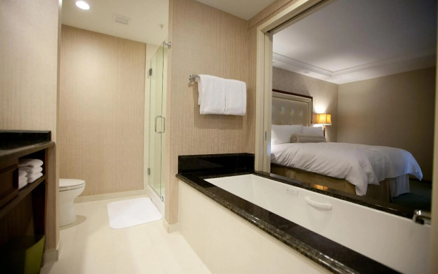 Town & Country Inn and Suites
