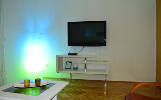 Apartments Ana