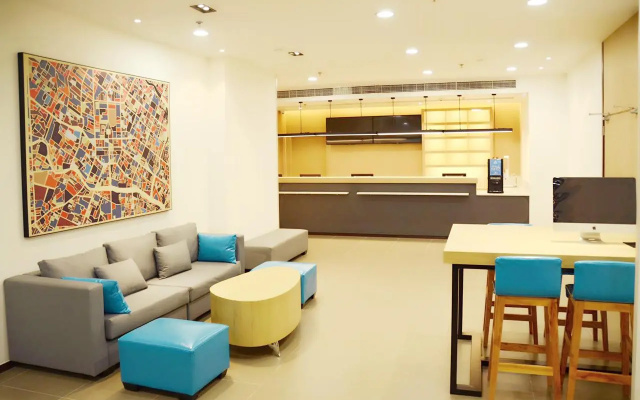 Hanting Hotel Chongqin Chenjiaping Metro Station