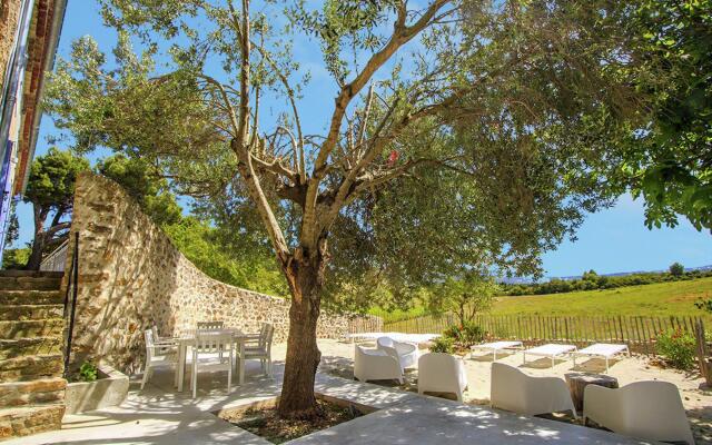 Secluded Apartment in Villesèque with Pool