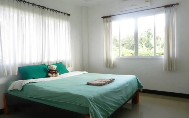 Cha-am Pool Villa