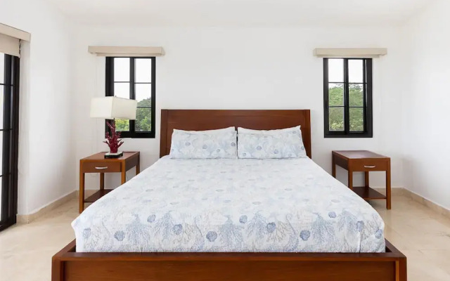 Villa Carisma by Acomodo Vistamar