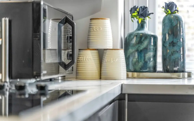 Superb 3bed Fulham Palace Retreat