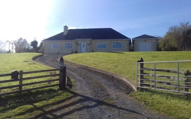 Hillview House