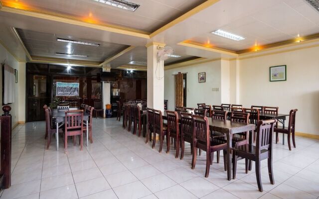 Carlito's Inn