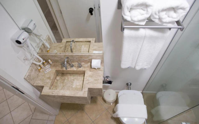 Le Village Flats e Hotel