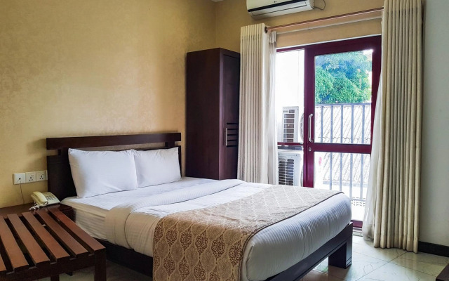 Galaxy City Hotel