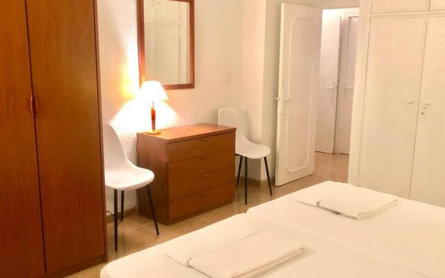 SALOU 1 linia de mar 3 baños 3 hab.WIFI 110m2