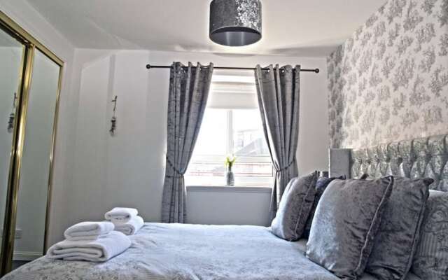 Citadel Quay Apartment