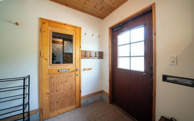 Ronin Lodge