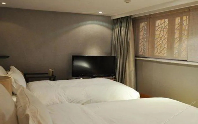Grand Palace Hotel