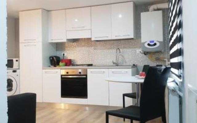 For You Apartments Gold & Silver