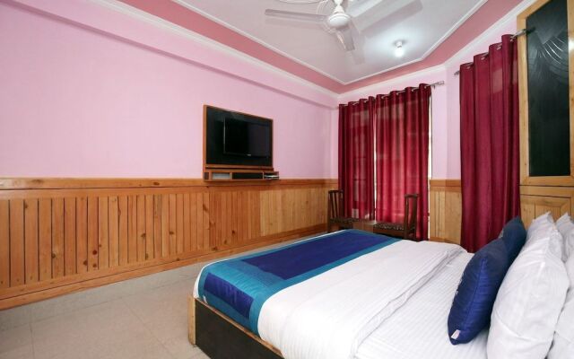 OYO 10399 Hotel Rosewood INN