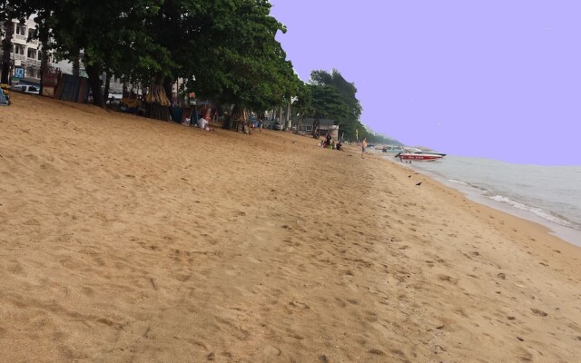 Kosin Beach Room Pattaya