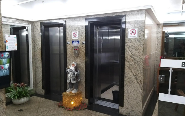 CopaLoft 01 Copacabana Junto à praia e metrô