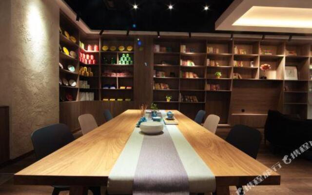 xianaiduojingpin hotel