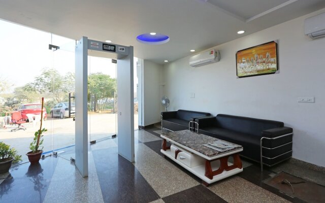 OYO 8968 Hotel Le Comfort
