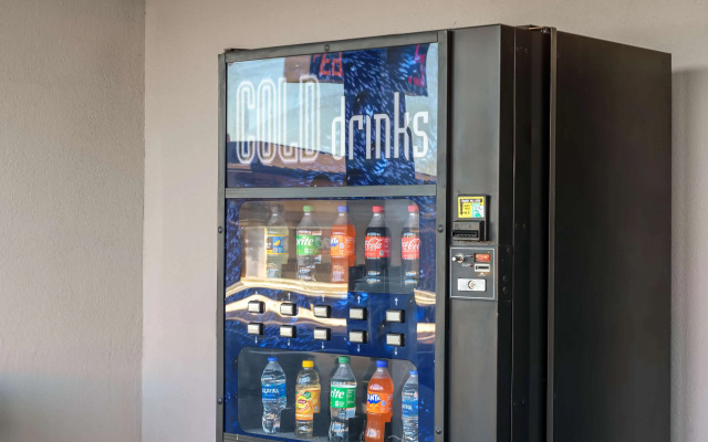 Motel 6 Commerce, GA