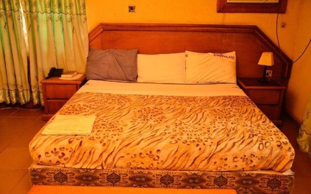 BBS Diamond Suites