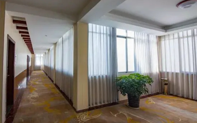 Jinqiu Courtyard Hotel