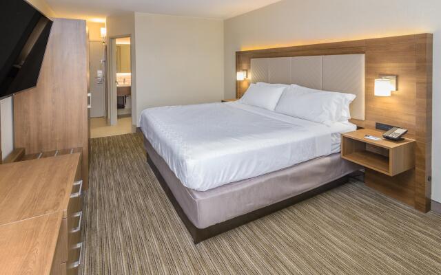 Holiday Inn Express Southington by IHG