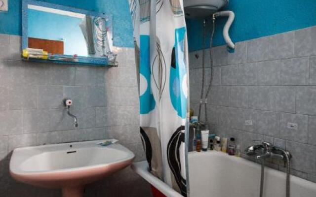Ikar Hut Hostel