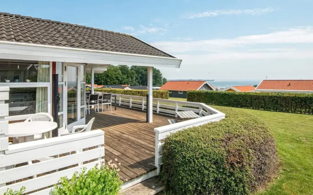 8 Person Holiday Home in Sjolund-by Traum