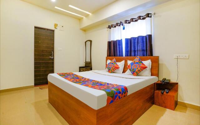Fabhotel Dwarka