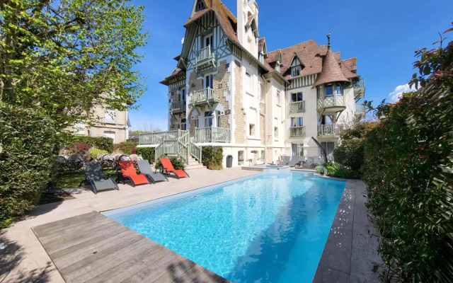 Villa Augeval Hôtel & Spa