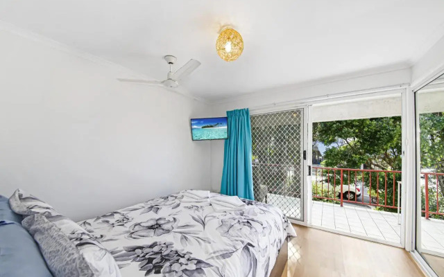 Unit 2 'Coolum Terraces', Coolum Beach