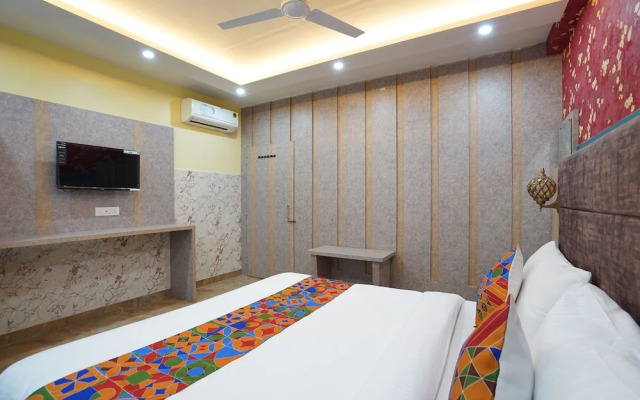 Rs Residency by OYO Rooms