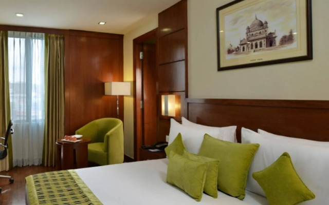 Golden Tulip Lucknow