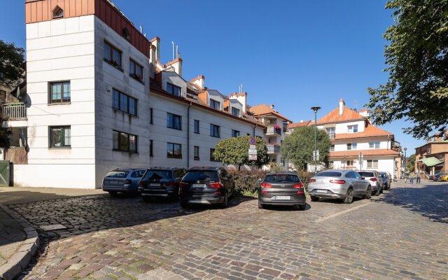 Bright Apartment Kazimierz by Renters