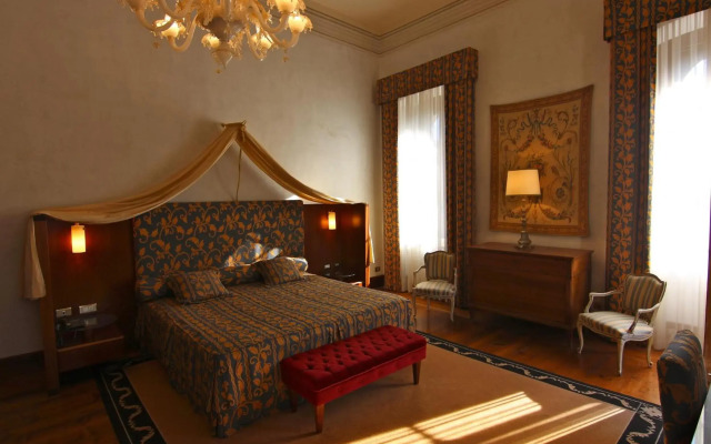 Hotel Villa Giona