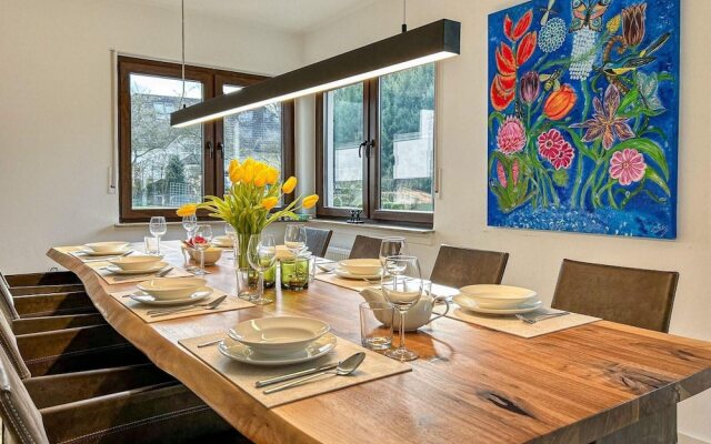 Modernes Split-level Haus Nahe am Hennesee