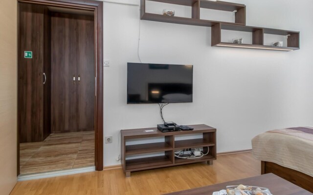 Beautiful Apartment in Selce With 2 Bedrooms and Wifi