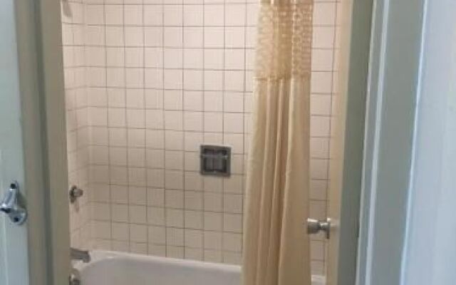 Budgetel Inn and Suites Dalton
