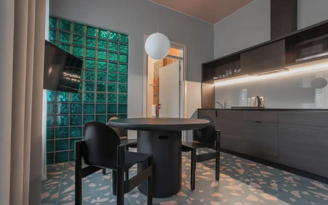 Resume Apartments