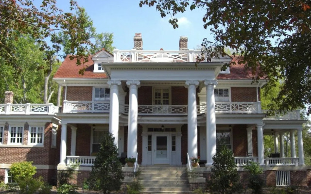 The Boxley Place Inn