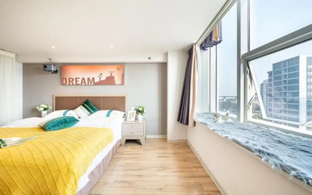 Shanghai Hills & Freshly Home Loft Retreat near NECC